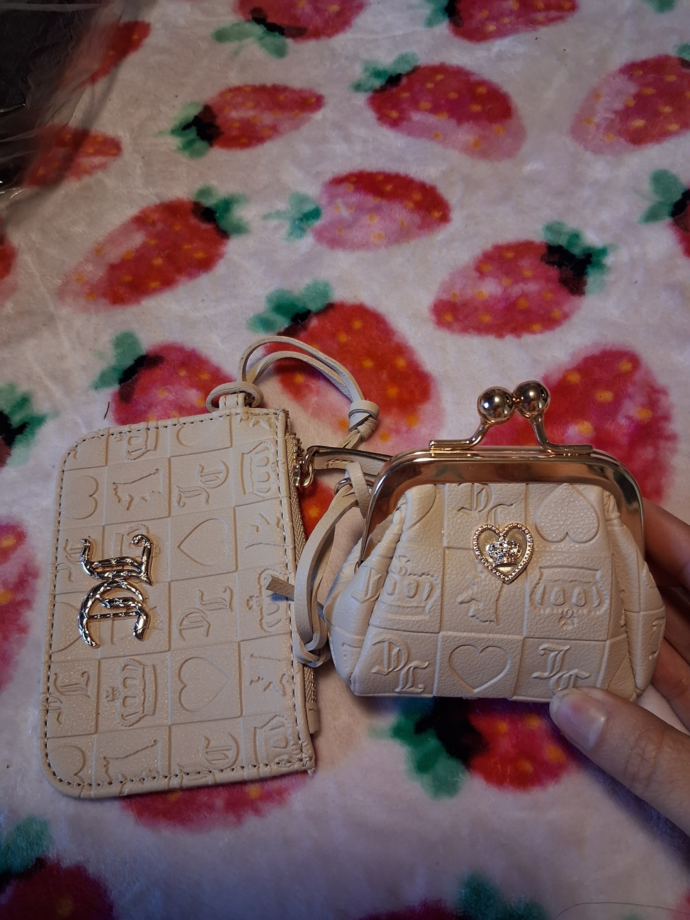 Beige Embossed JUICY Faux Leather Card Holder and Coin Purse Set